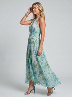 Portia | Vestido Midi de Flores com Pregas e Decote Halter