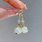 MONIQUE | ARETES ELEGANTES DE ÓPALO